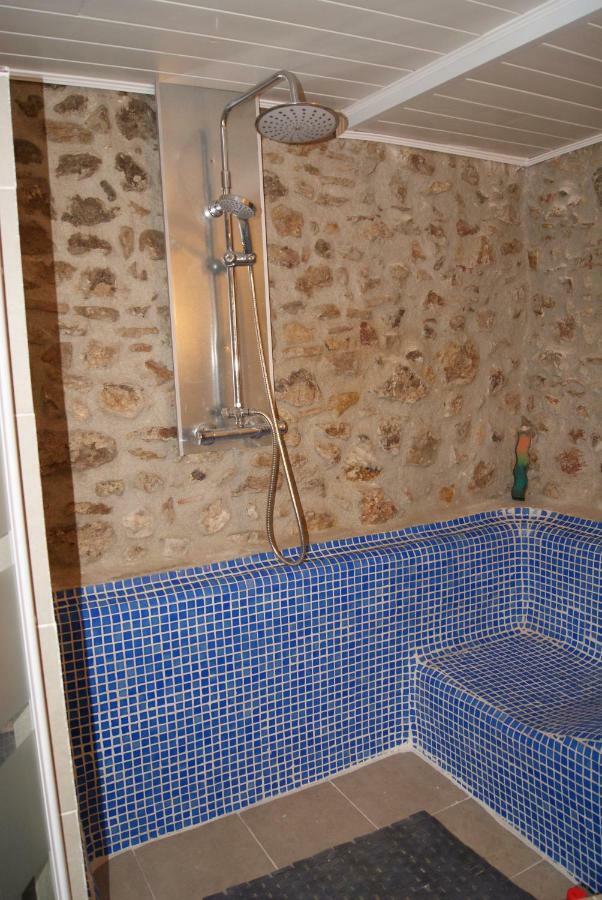 Apartament Codina 40 Apartamento Torroella de Montgrí Exterior foto